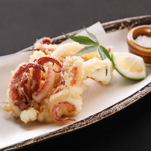 Squid leg tempura served after live squid